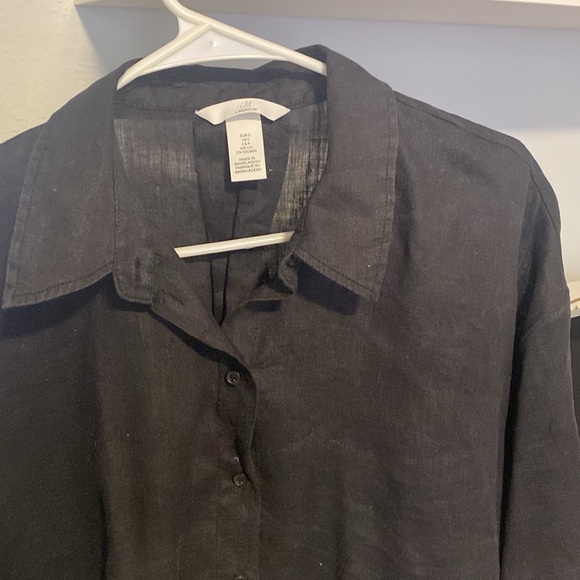 H&M Black linen cropped Button-Up Shirt - Picture 2 of 8